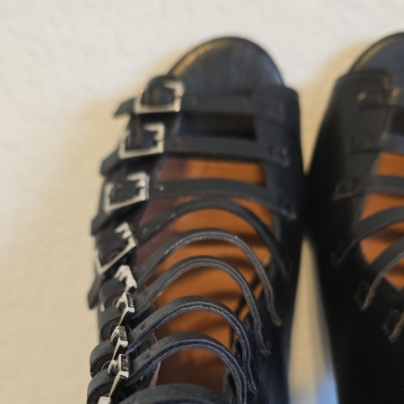 Jeffrey Campbell "Houdini-2" Black Buckle Mid Ankle Sandal. Size 7.5M - Picture 6 of 16